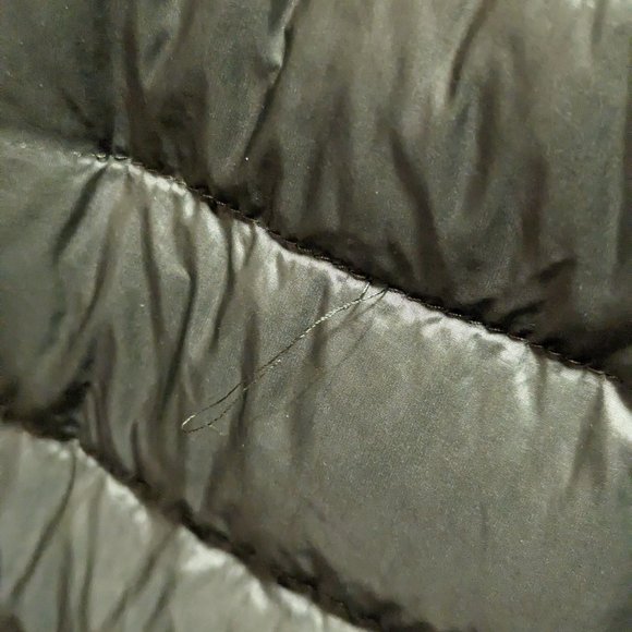 Uniqlo lightweight puffer - Picture 5 of 5